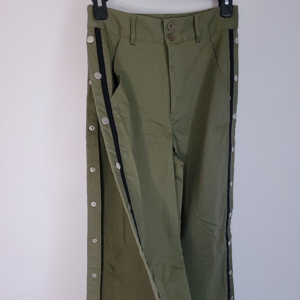 Tear Away Pants Snap to Waist  Fashion Nova Small Like New - Picture 5 of 12
